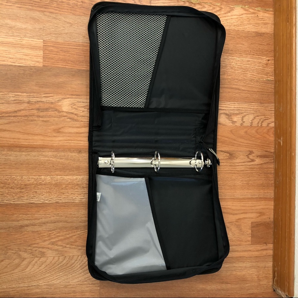 Case it # folder on the snake with rings. - Picture 5 of 9